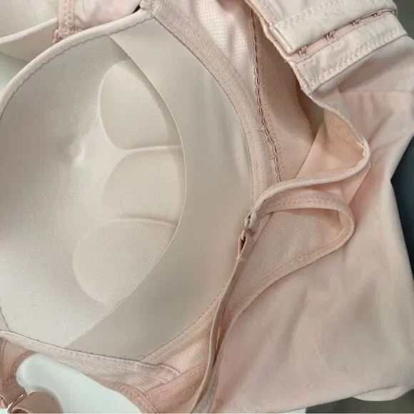 NEW 46DD Bra - Picture 7 of 8